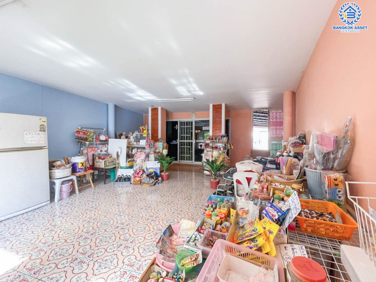 *****ทาวน์เฮ้าส์มือสองย่านนนทบุรี ม.เจ้าพระยา รัตนาธิเบศร์ หลังมุม เนื้อที่ 46.90 ตร.ว. มาพร้อมฟังก์ชัน 2 ห้องนอน 2 ห้องน้ำ บ้านพร้อมเข้าอยู่พื้นที่เยอะบนทำเลดีที่สุด เชื่อมต่อหลายเส้นทาง เพียง 5 นาทีถึง MRT สายสีม่วง "สถานีบางพลู" ใกล้จุดขึ้นทางด่วน "กาญจนาภิเษก"